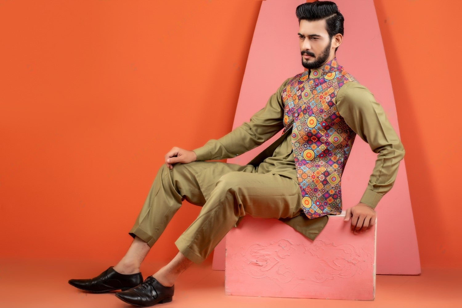 What Are the Different Types of Men's Kurta Pajamas?