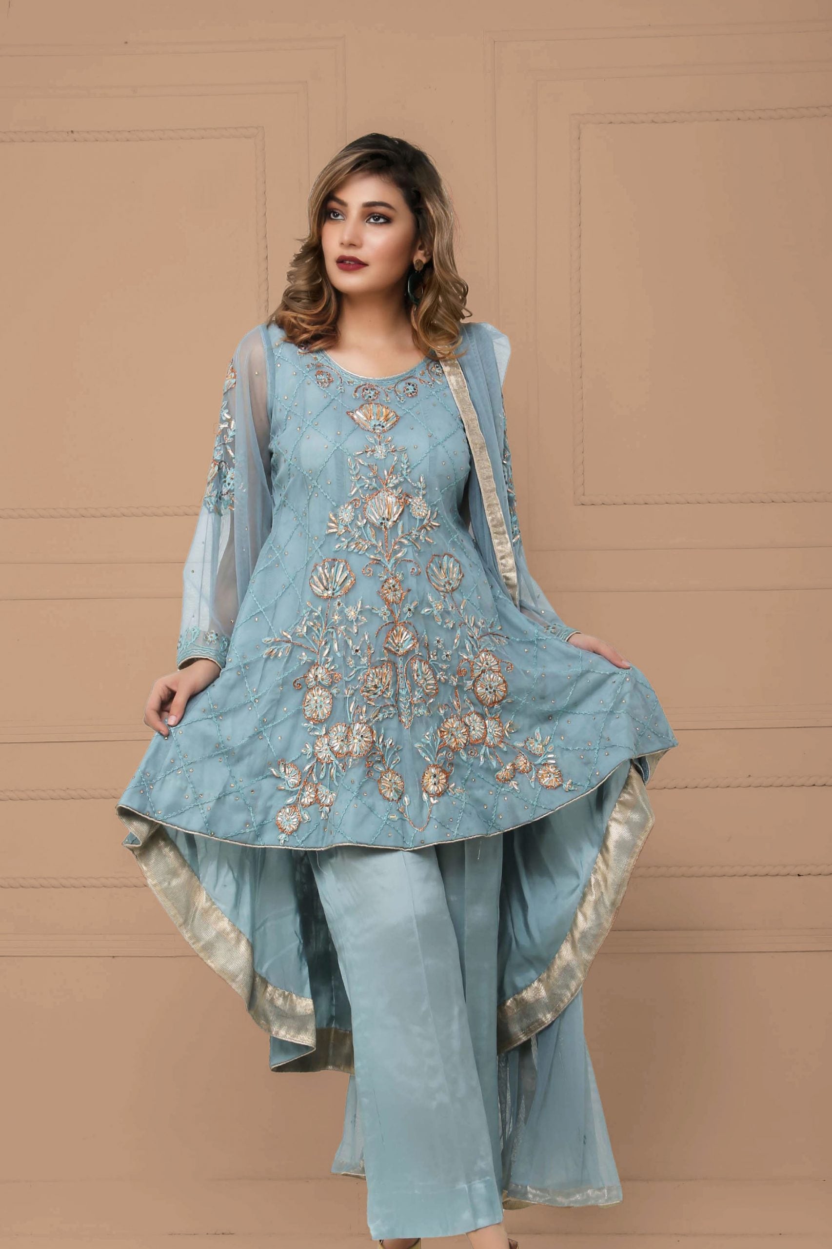 Embroidered Tale Suit 025
