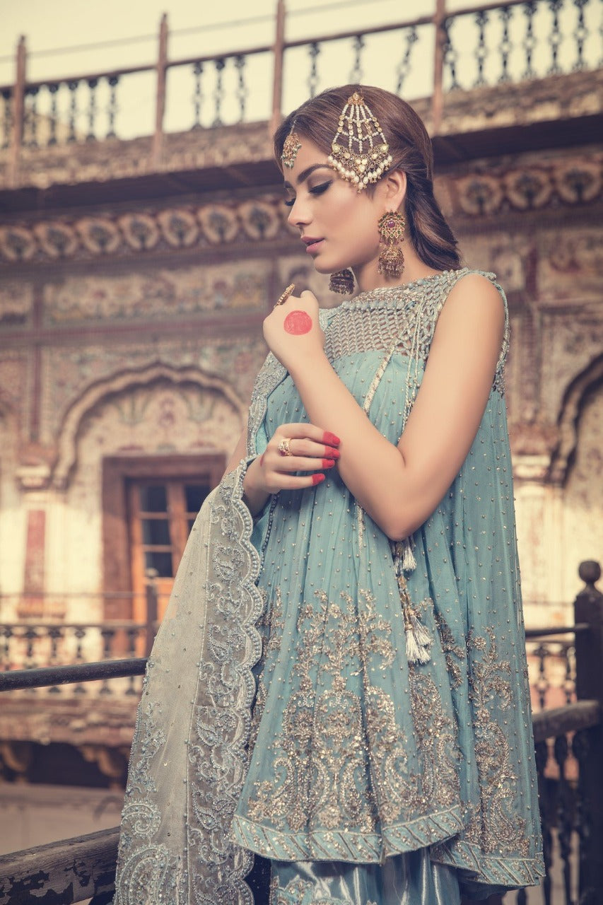 Blue_Fantasy_Womens_Outfits-1