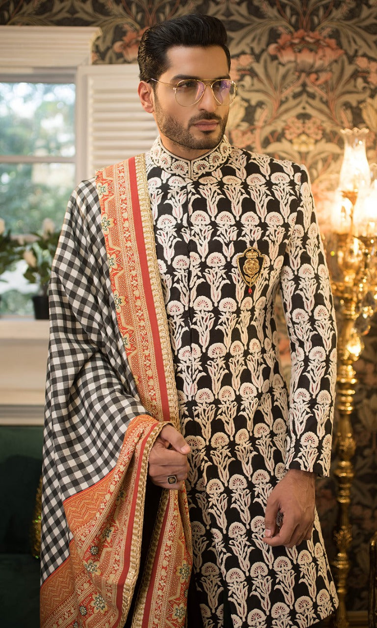 Floral_Black_Asian_Clothing-1