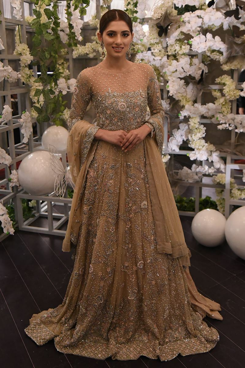 Goddess_of_Pearls_Womens_Outfits-1