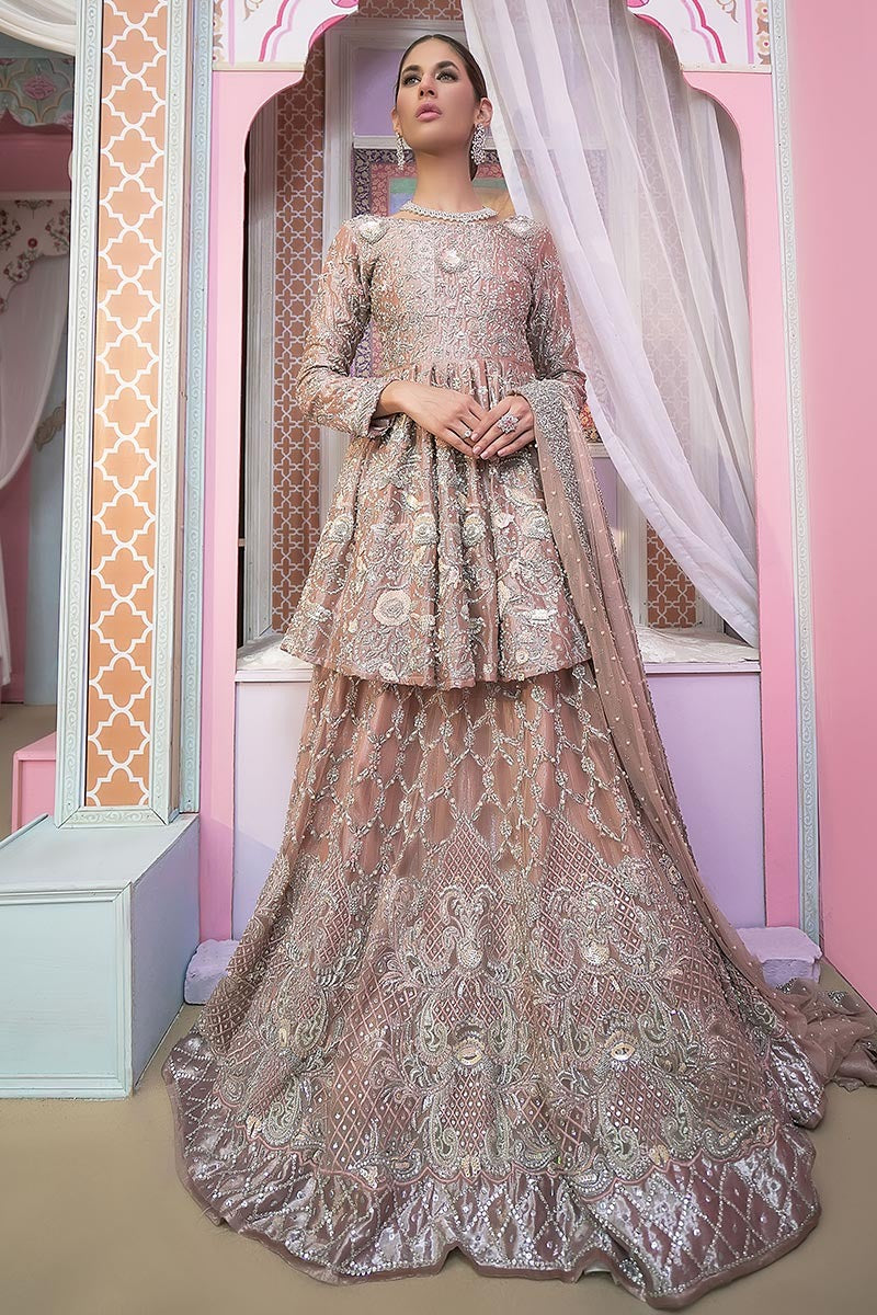 Mini_Rose_Womens_Outfits-1