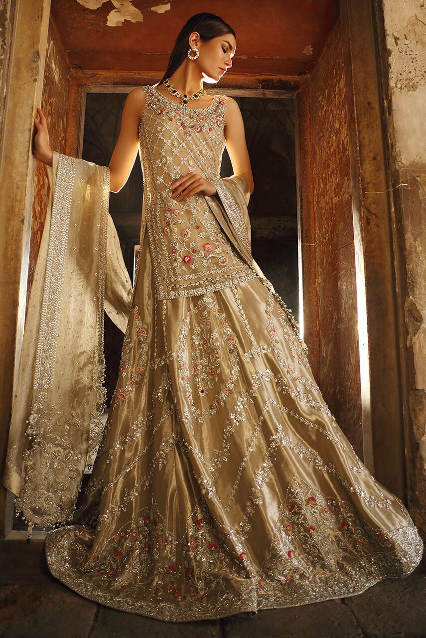 Net_Floral_Embroidery_Lehenga_Womens_Outfits-1
