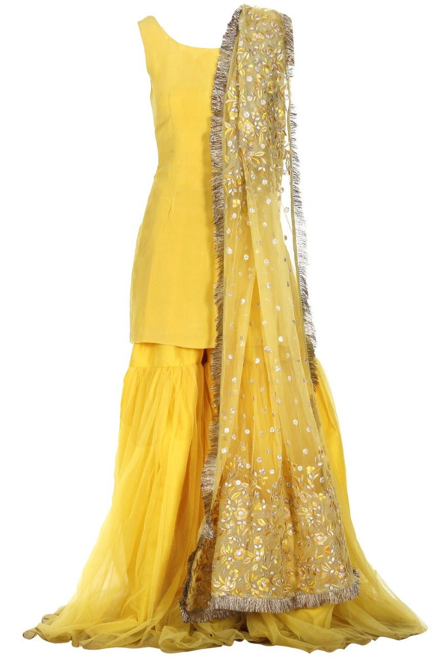 TASIA-FORMAL-GHARARA-001
