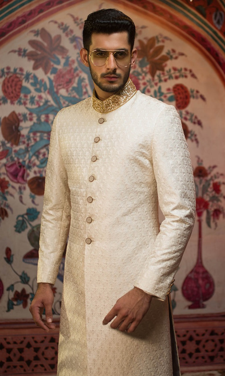 White_Sherwani_Womens_Outfits-1
