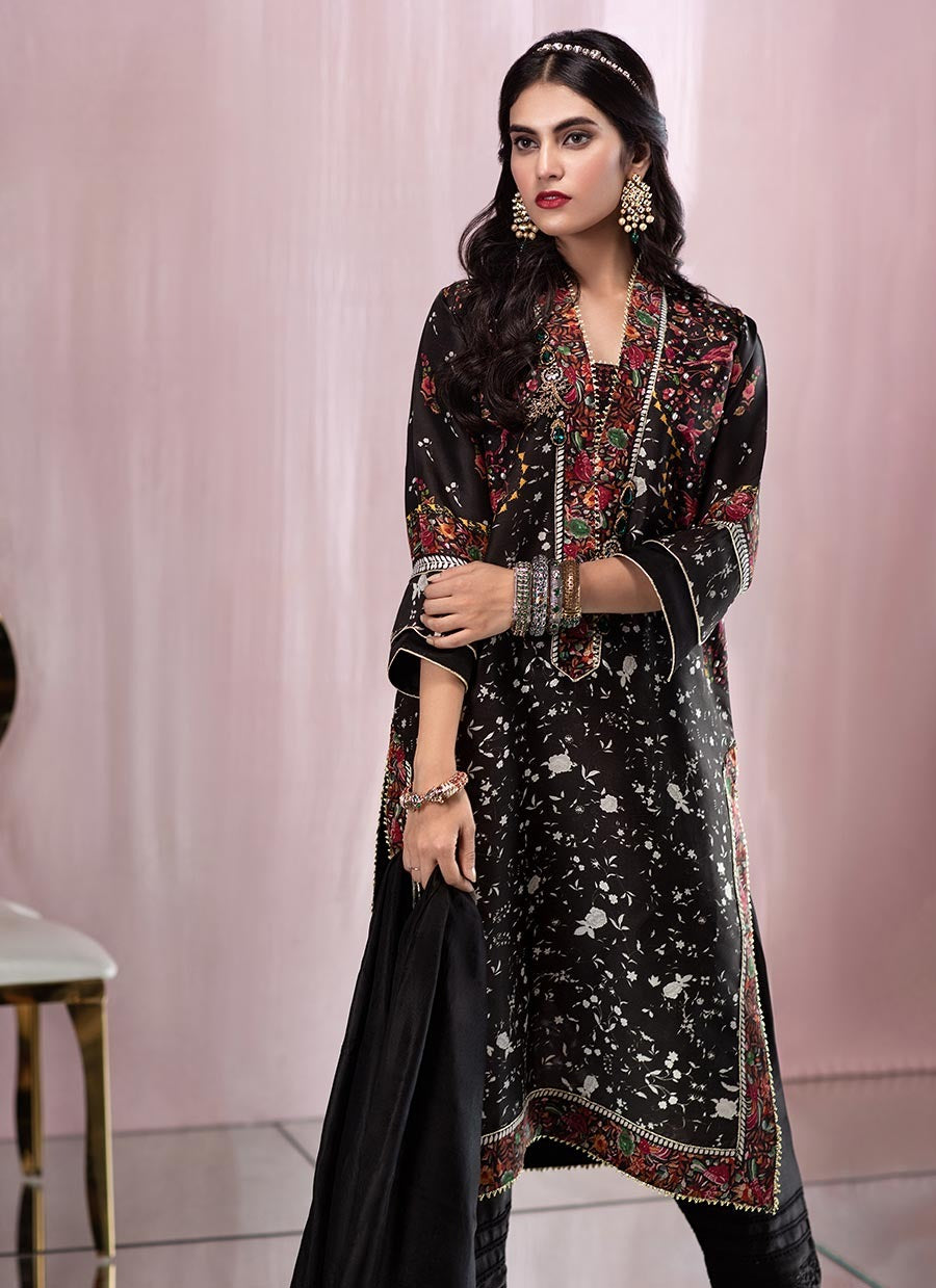 Women-Dresses-Online-BLACK-GHARA-SILK