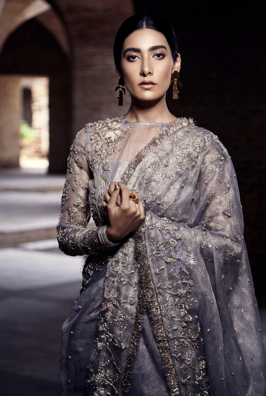 lyric-formal-saree