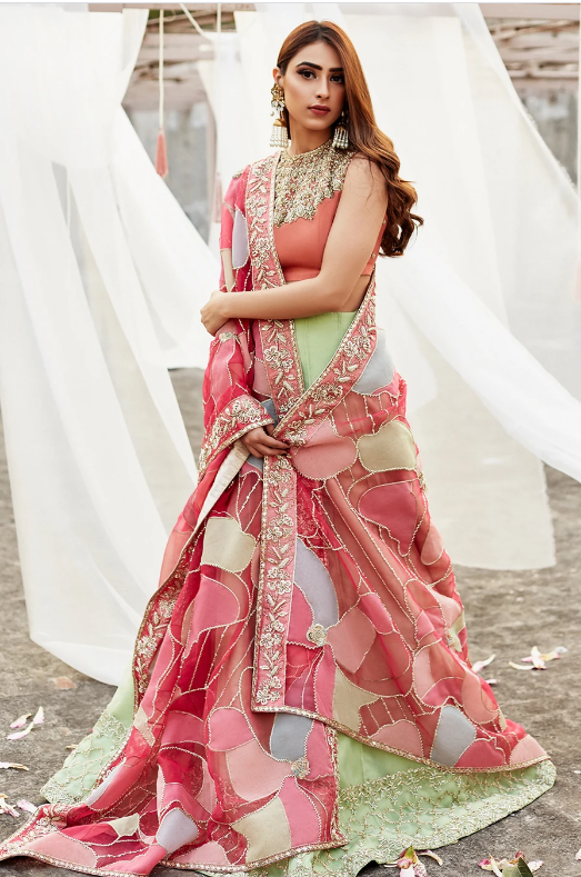 zaina-formal-lehenga