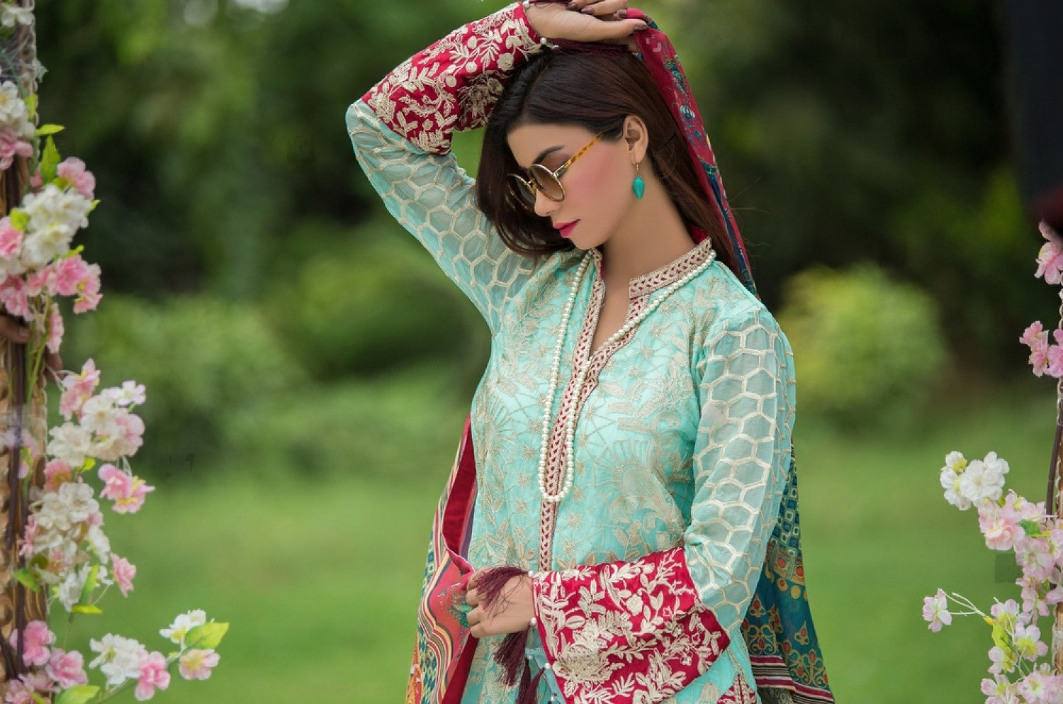 What are the Popular Fabrics Used in Salwar Kameez?